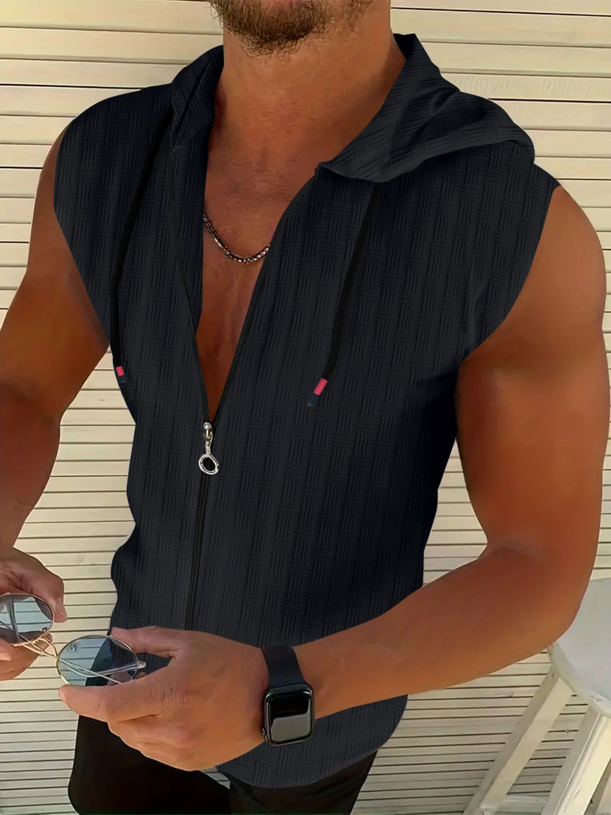 870631439-11